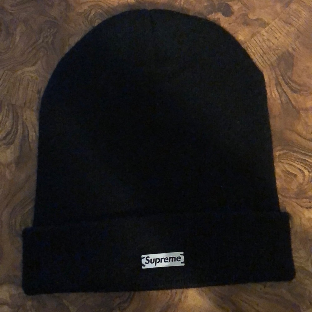 ON HOLD DO NOT BUY Supreme hat